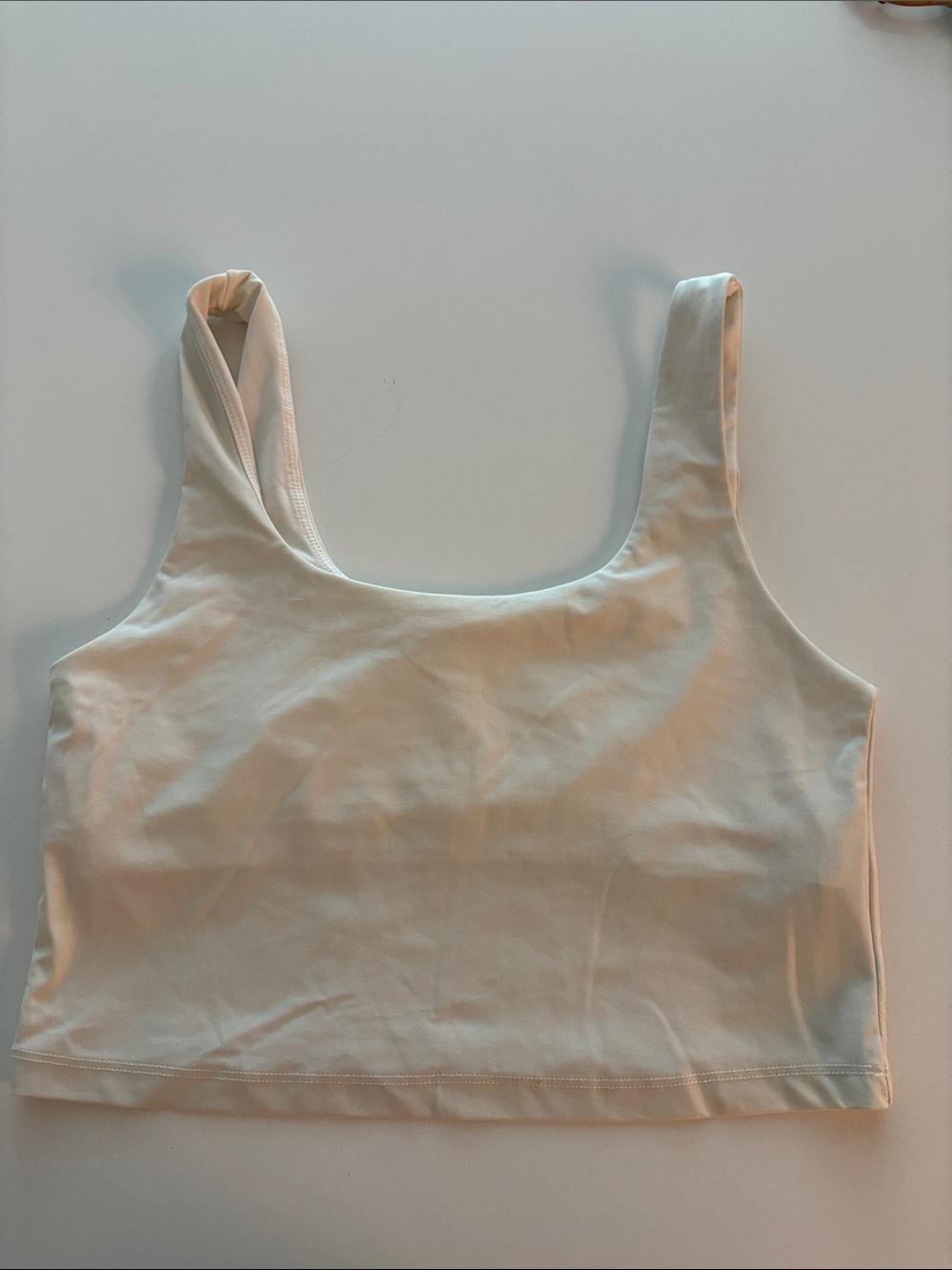 Fabletics Scoop-Neck Cropped Tank Top - Cream
